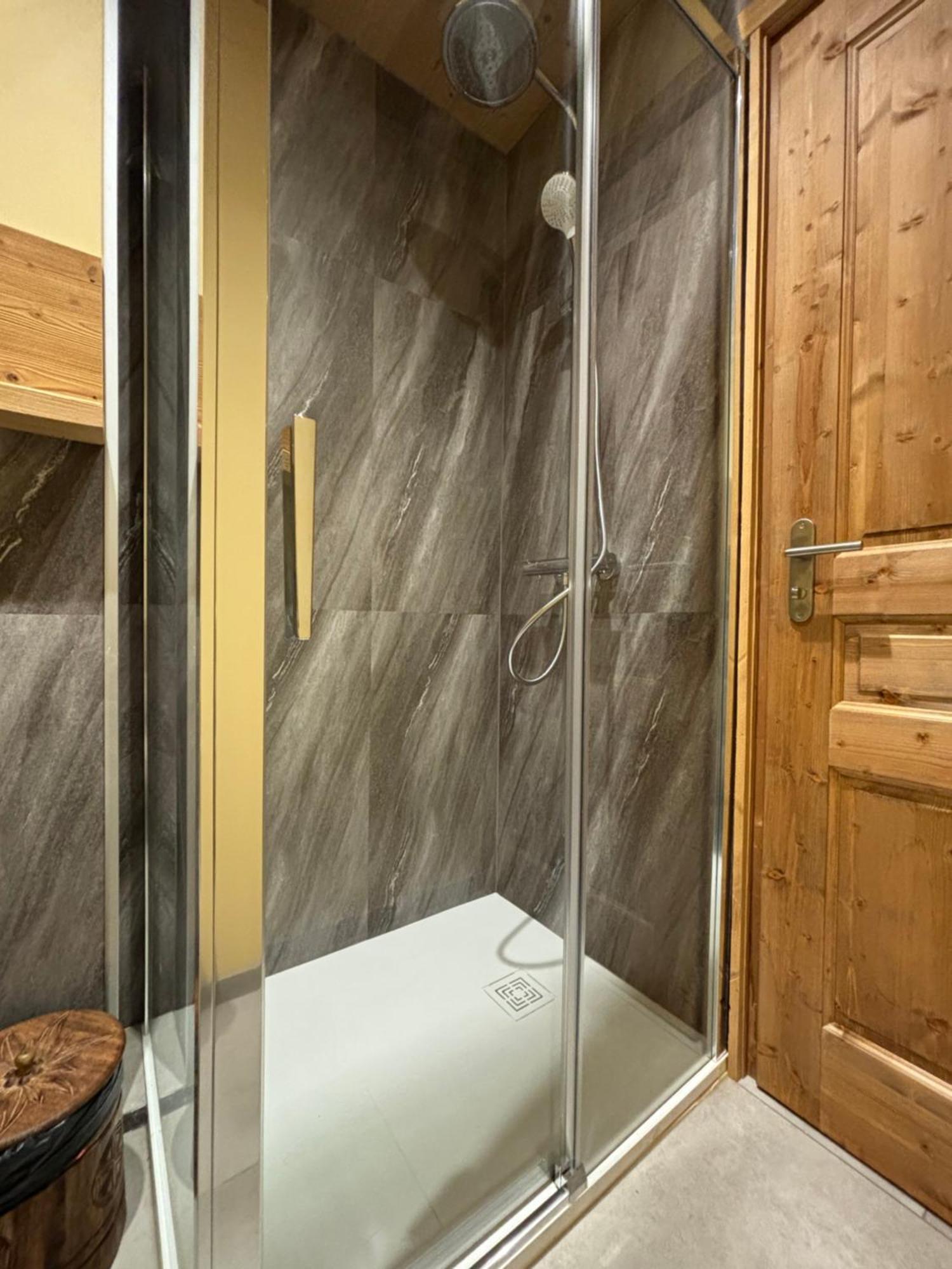 Les Secrets - Suites & Apartments Montriond Εξωτερικό φωτογραφία